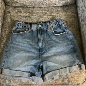 80’s mom jean shorts